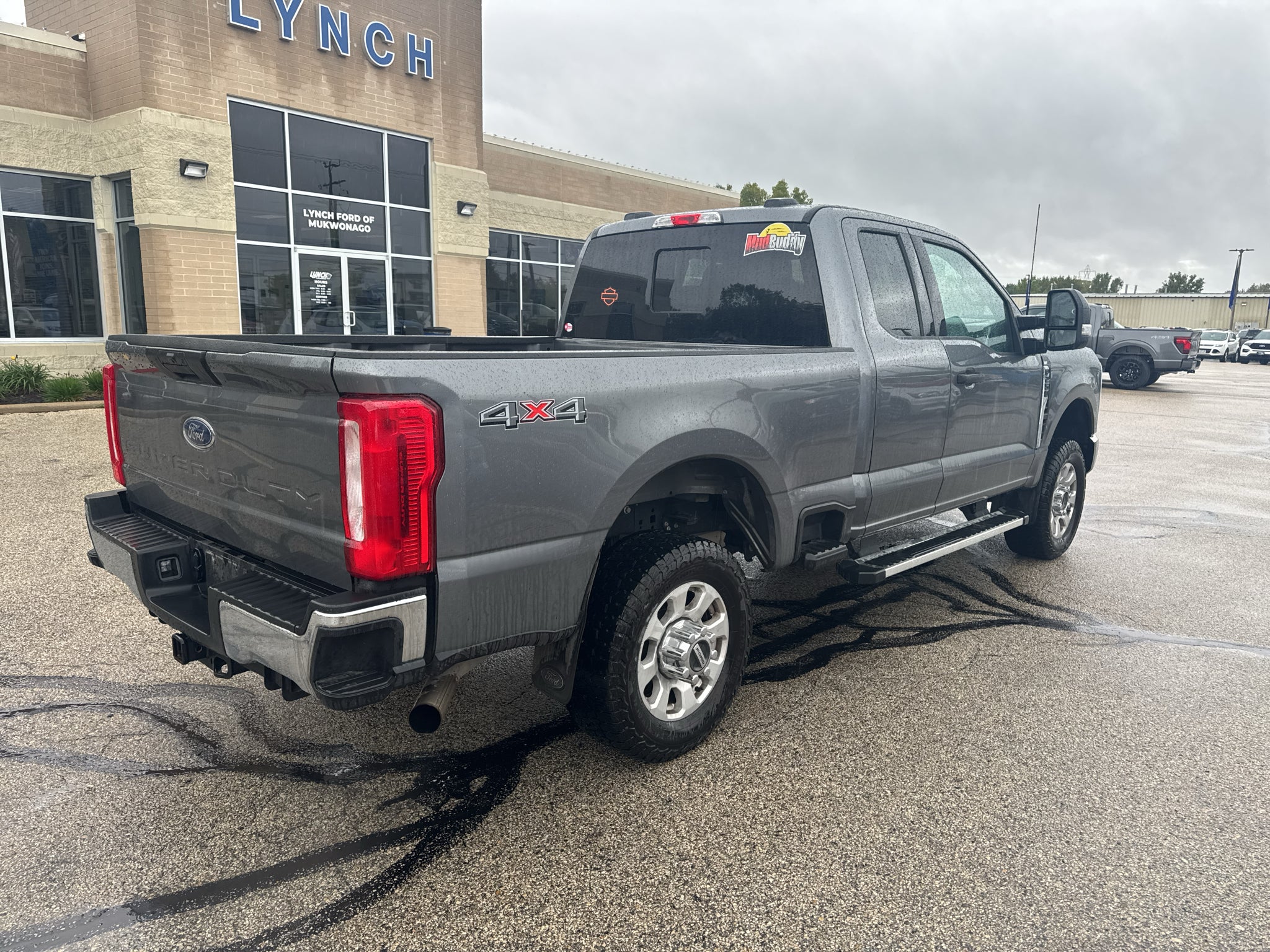 2024 Ford Super Duty F-250 Pickup LARIAT