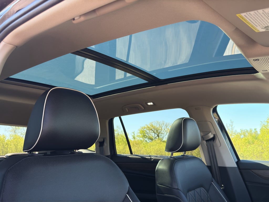 2024 Volkswagen Atlas 2.0T SEL Premium R-Line