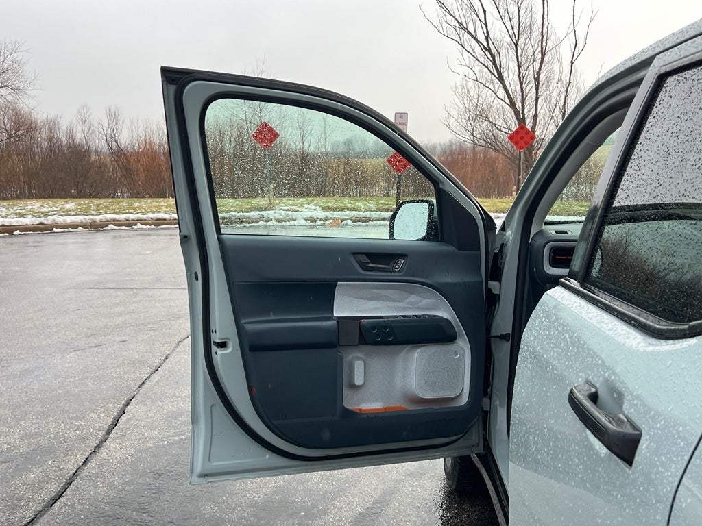 2023 Ford Maverick XL