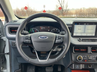 2023 Ford Maverick XL