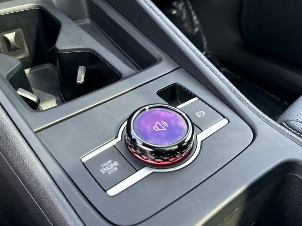 2025 Volkswagen Tiguan SE
