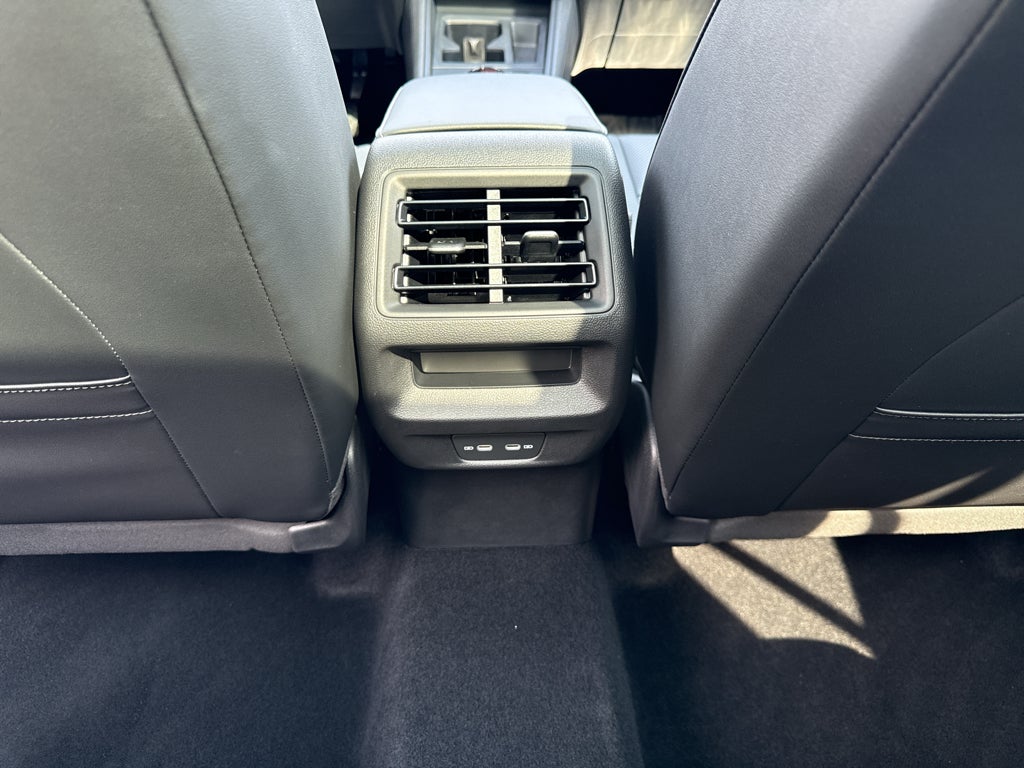 2025 Volkswagen Tiguan SE