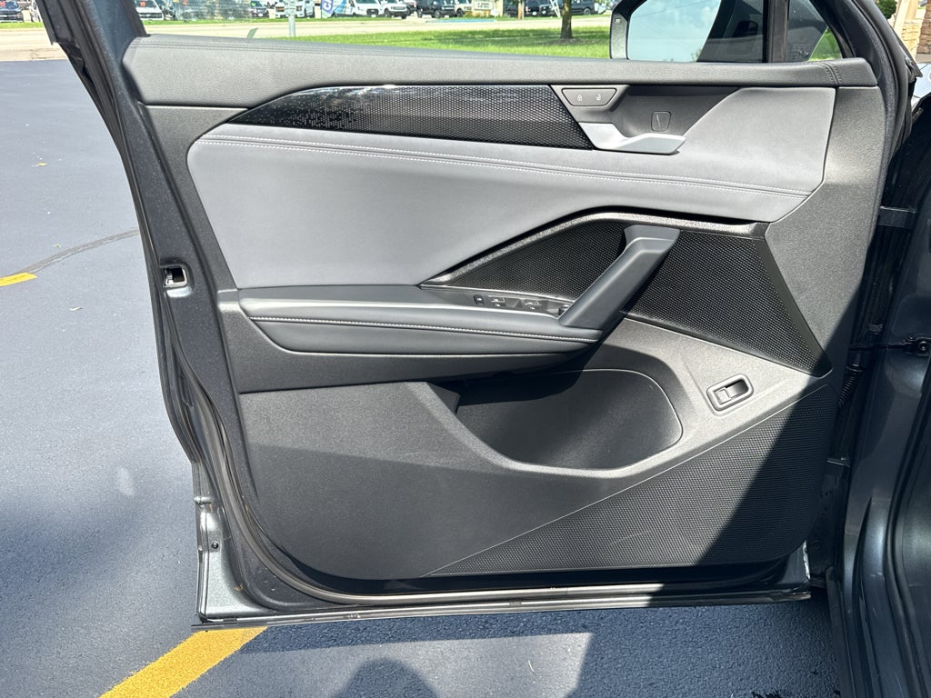 2025 Volkswagen Tiguan SE