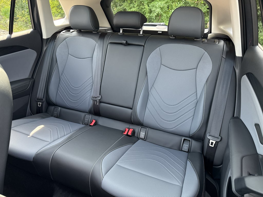2025 Volkswagen Tiguan SE
