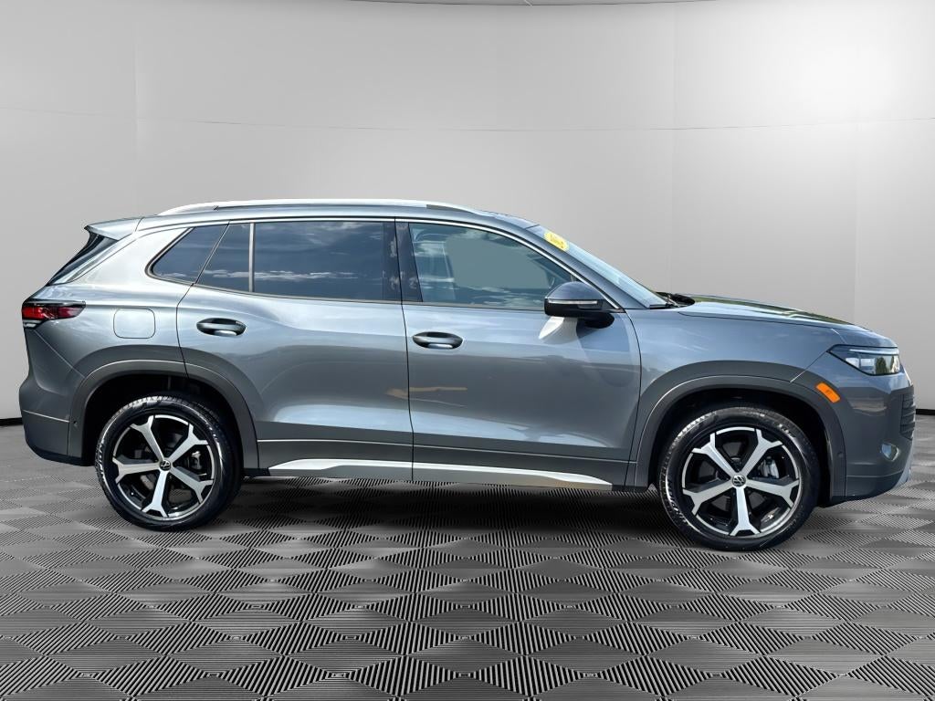 2025 Volkswagen Tiguan SE