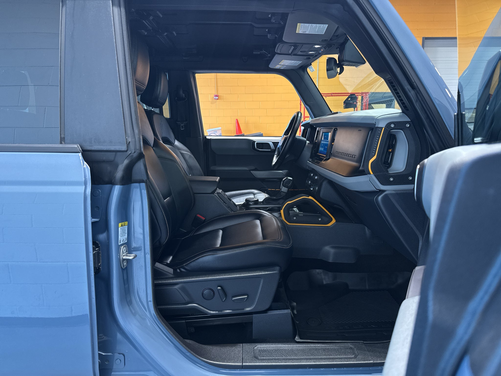 2023 Ford Bronco Base