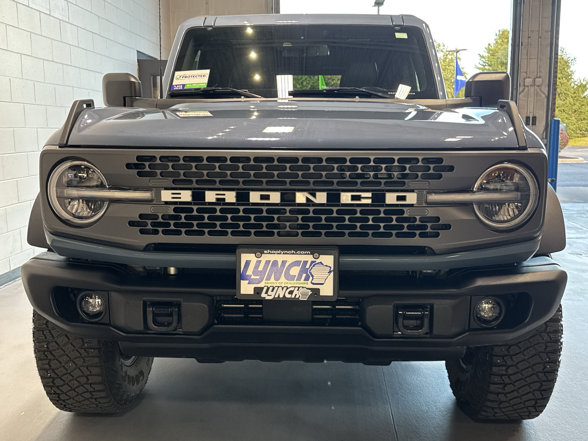 2023 Ford Bronco Base