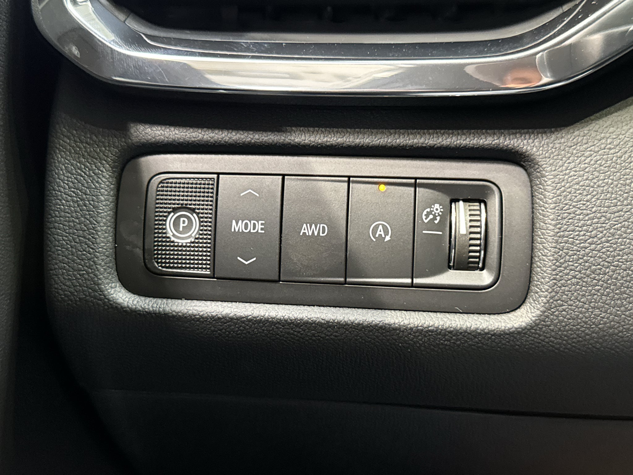2027 GMC Acadia Elevation