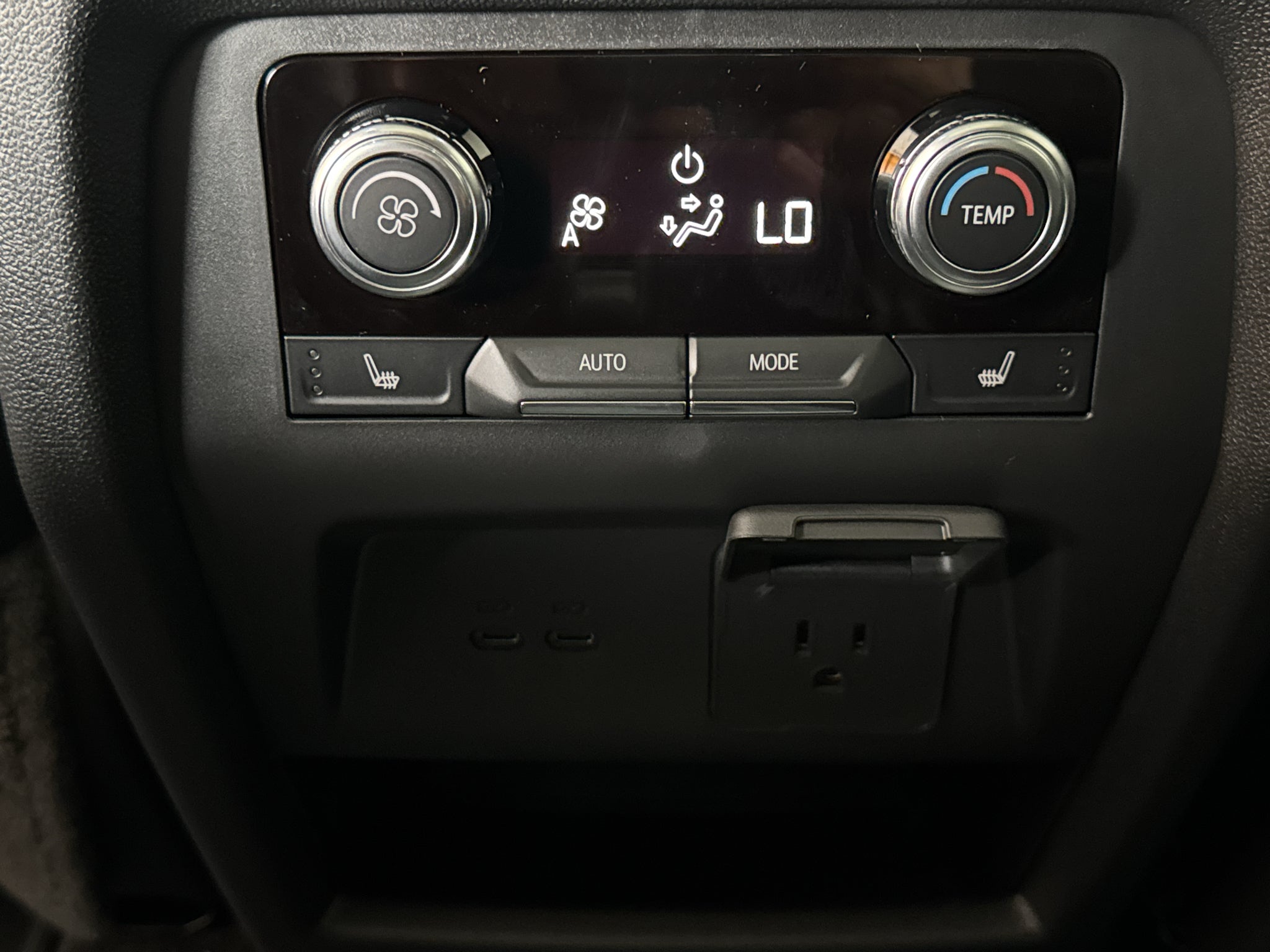 2027 GMC Acadia AT4