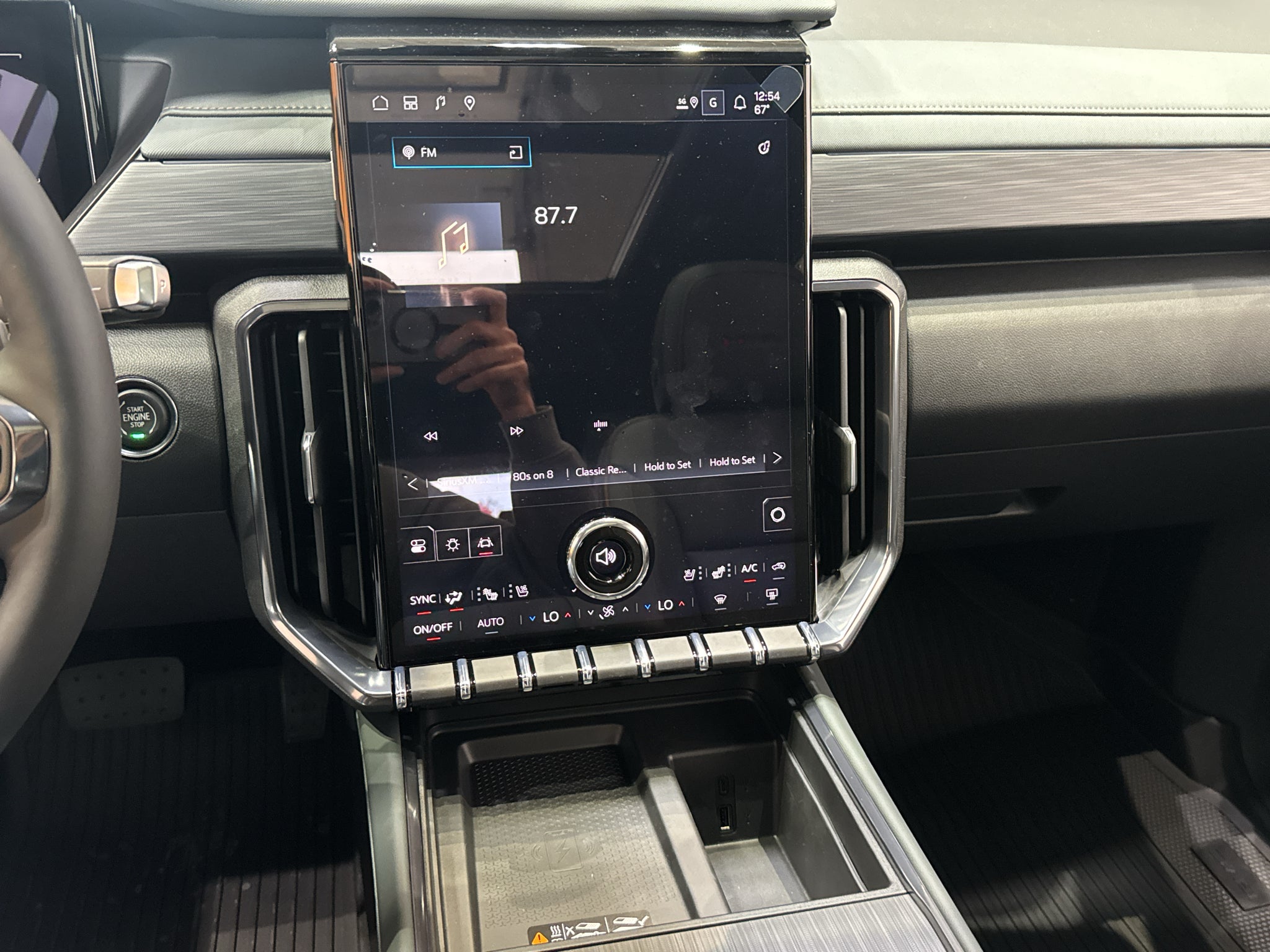 2027 GMC Acadia AT4