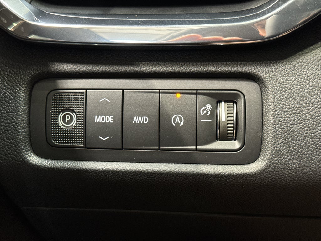 2027 GMC Acadia Denali