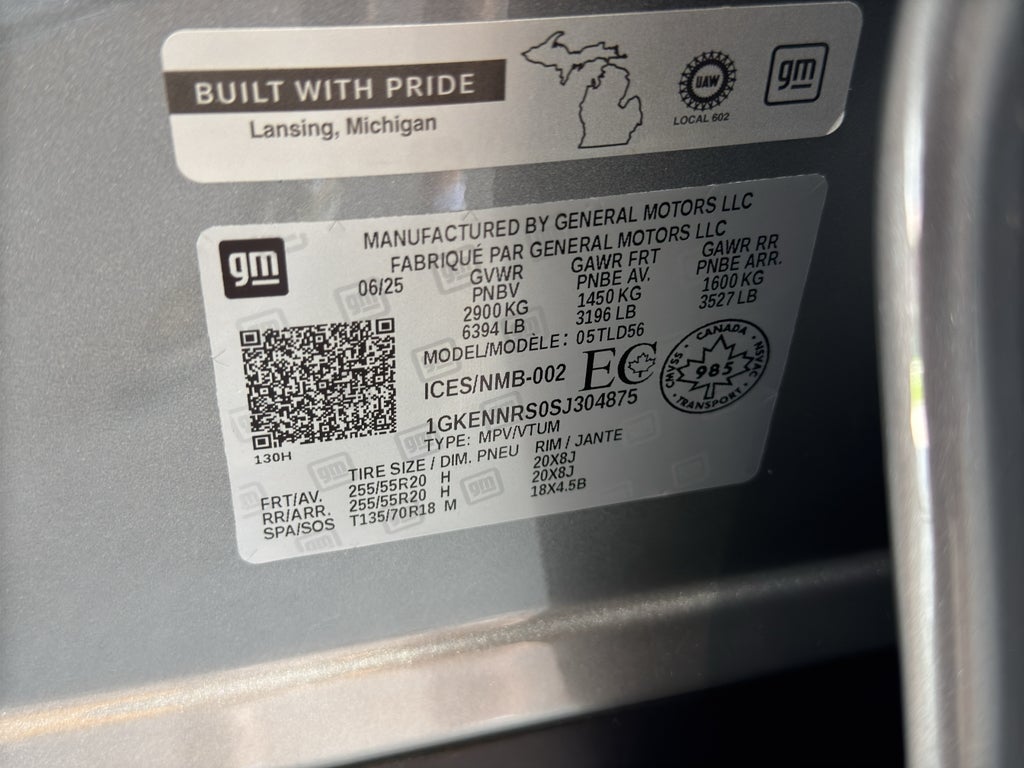 2025 GMC Acadia Elevation