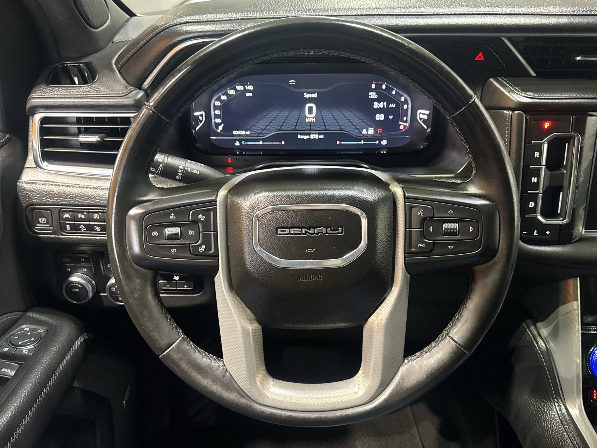 2023 GMC Yukon XL Denali