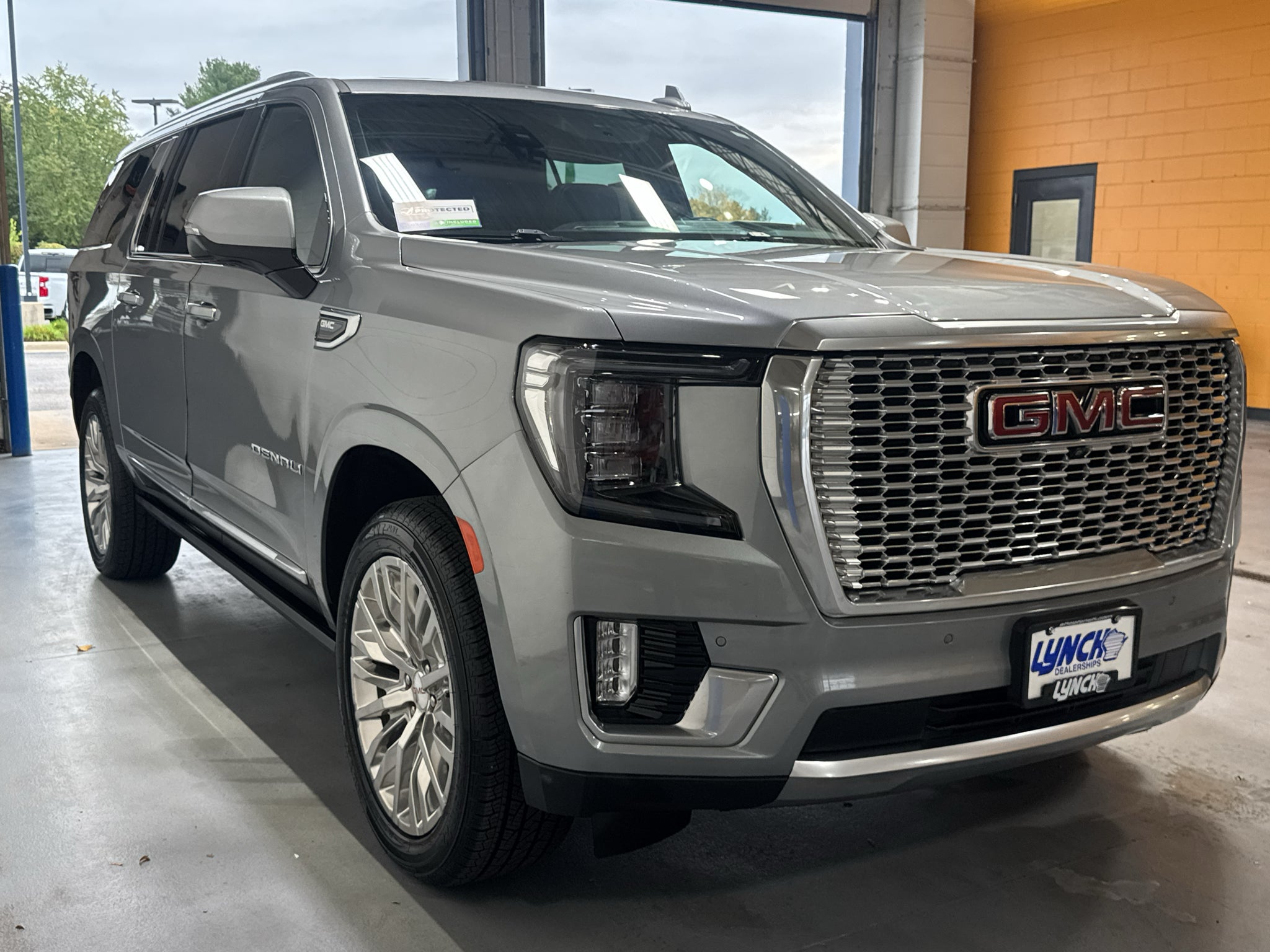 2023 GMC Yukon XL Denali