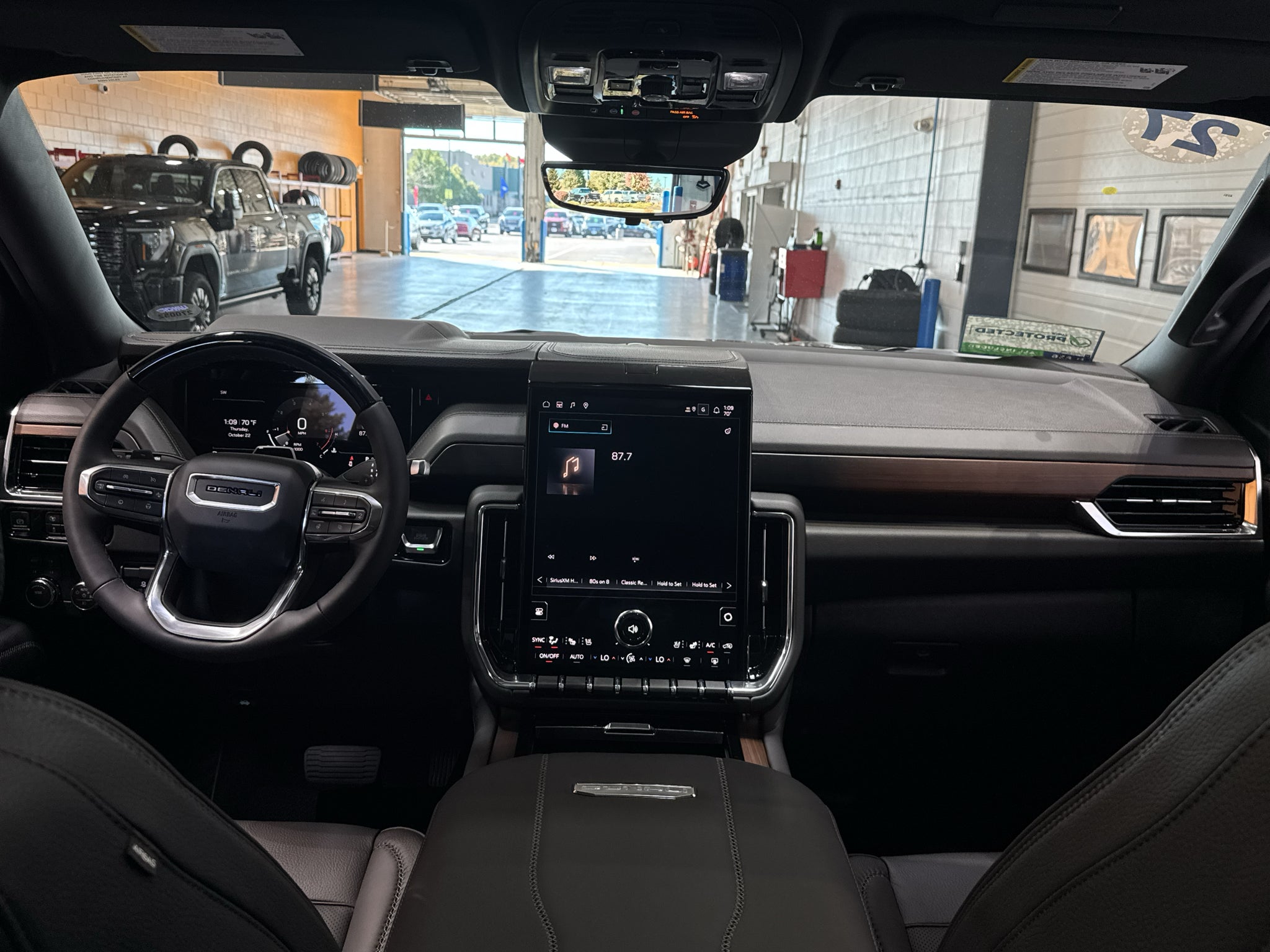 2027 GMC Yukon XL Denali