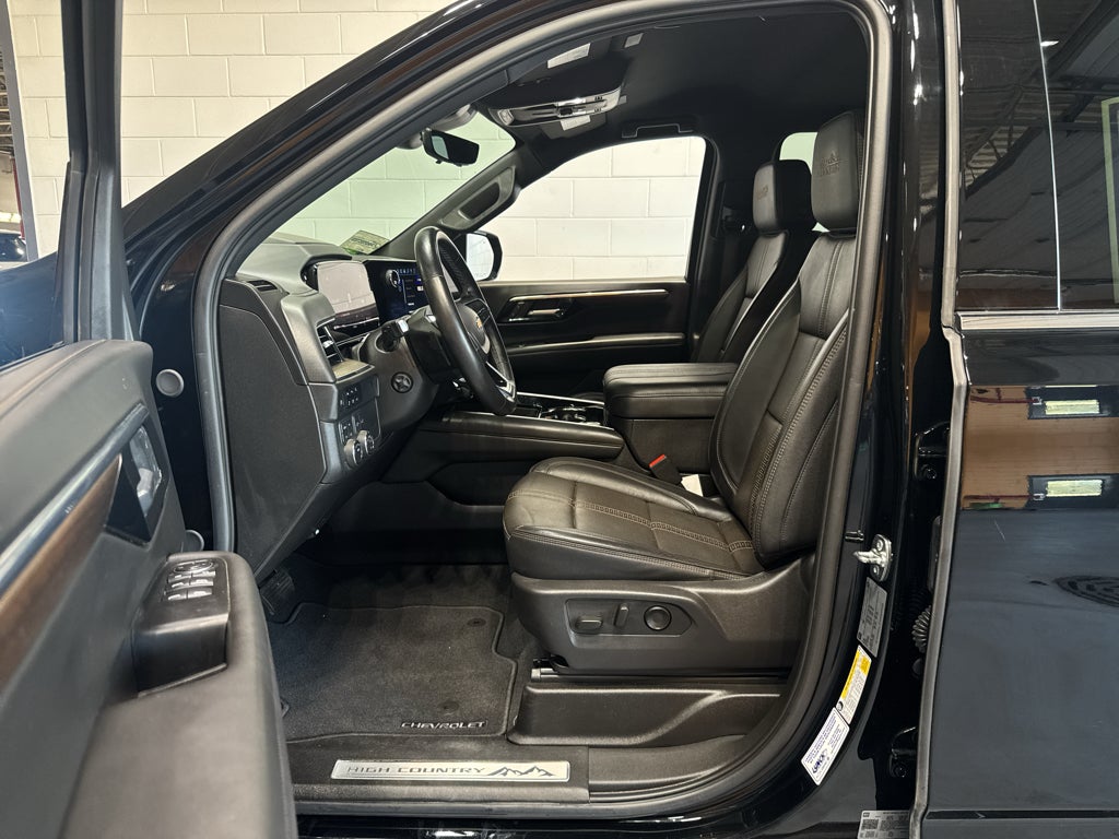 2025 Chevrolet Suburban High Country