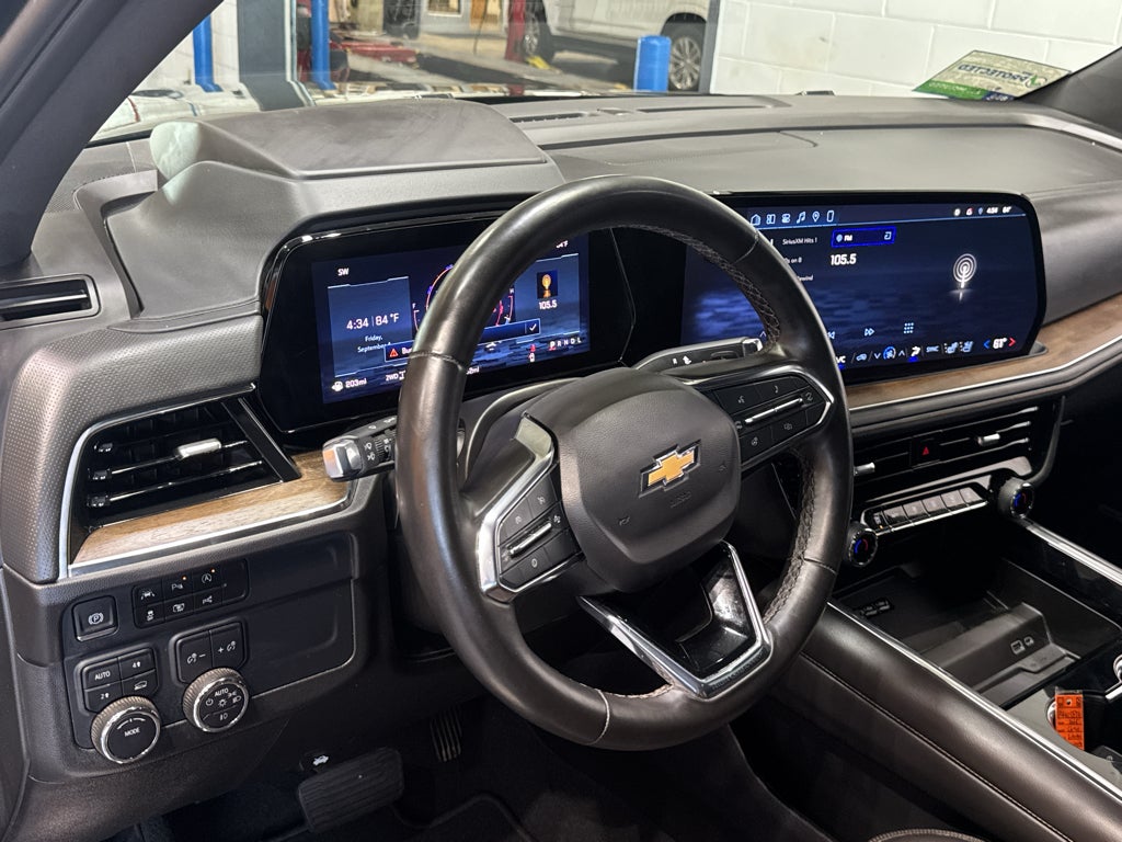2025 Chevrolet Suburban High Country