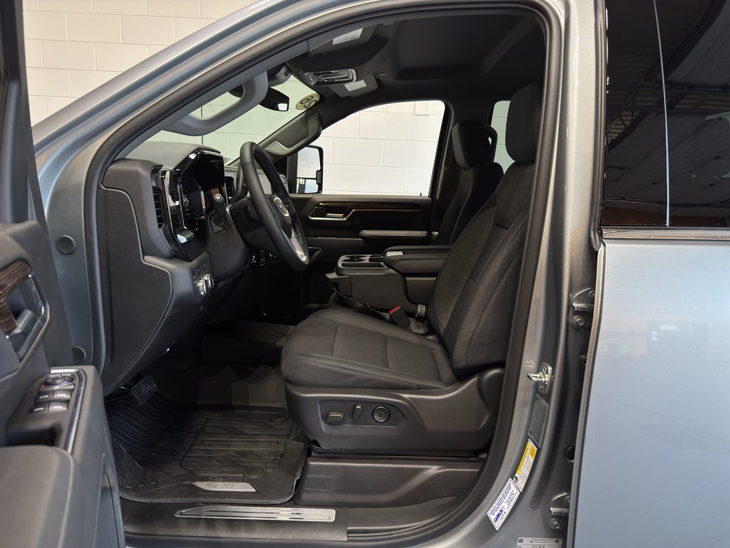 2026 GMC Sierra 3500 HD SLE