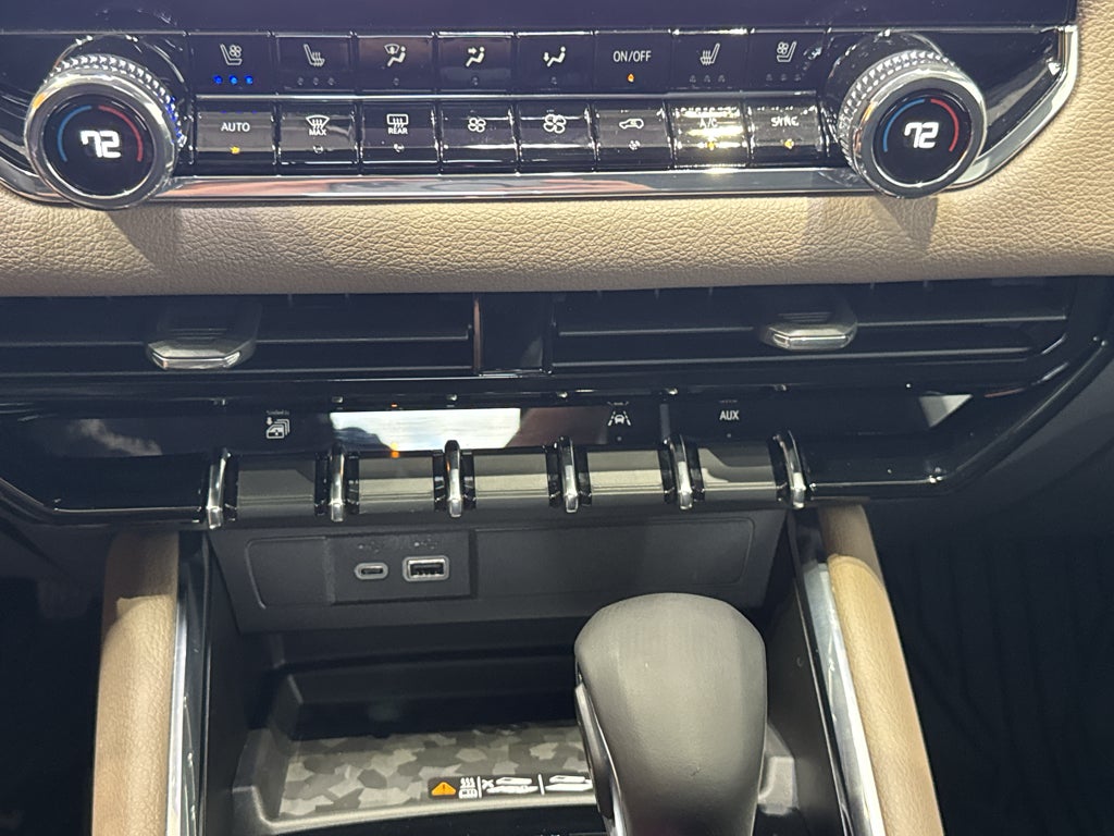 2025 GMC Canyon Denali