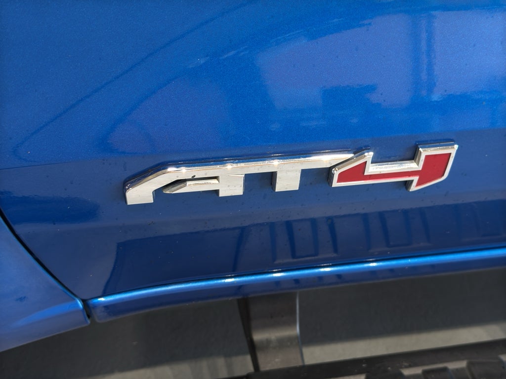 2023 GMC Canyon AT4