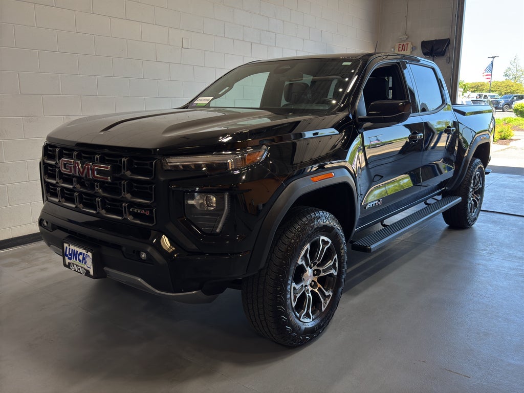 2024 GMC Canyon AT4