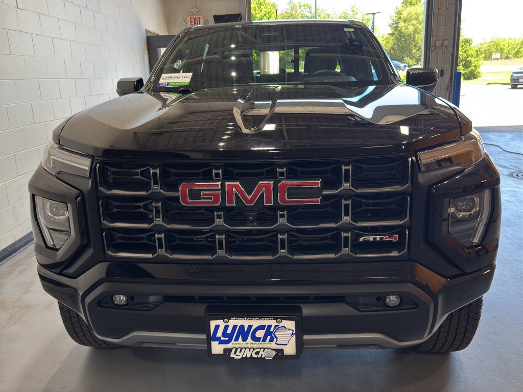 2024 GMC Canyon AT4