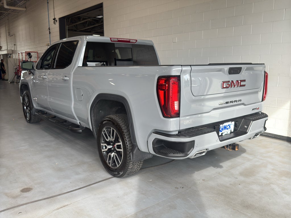 2025 GMC Sierra 1500 AT4