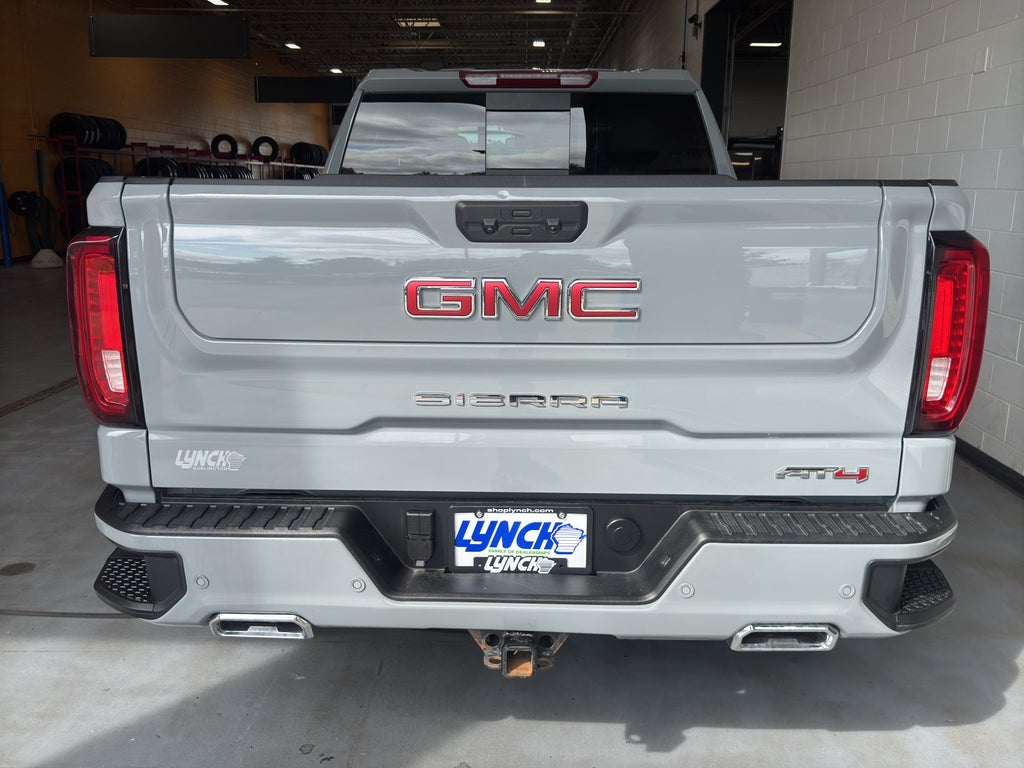 2025 GMC Sierra 1500 AT4