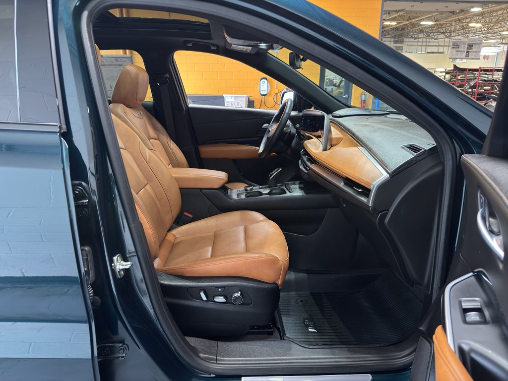 2025 Cadillac XT4 Sport
