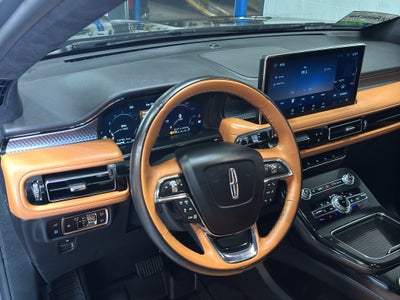 2023 Lincoln Nautilus Black Label