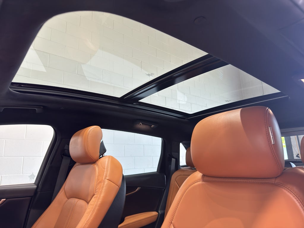 2023 Lincoln Nautilus Black Label