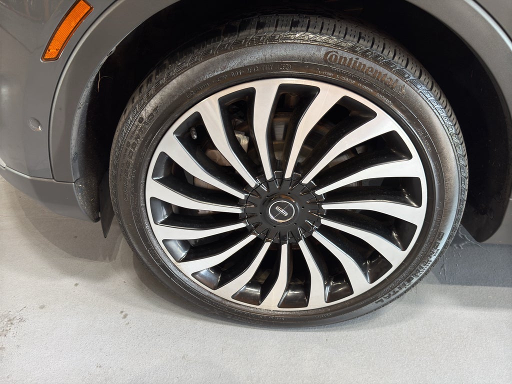 2023 Lincoln Nautilus Black Label