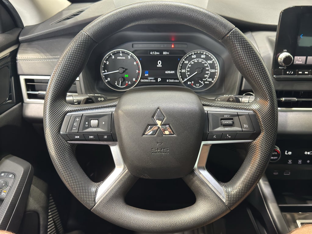 2022 Mitsubishi Outlander ES