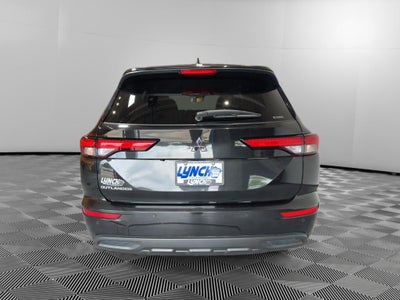 2022 Mitsubishi Outlander ES