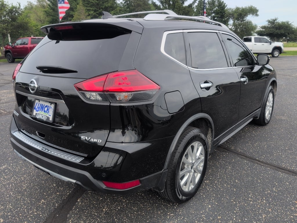 2020 Nissan Rogue SV