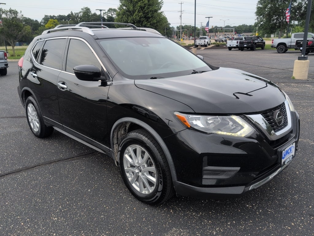 2020 Nissan Rogue SV