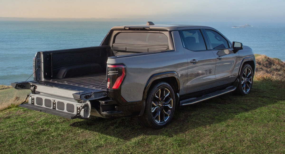 Lynch Buick GMC of West Bend in West Bend WI