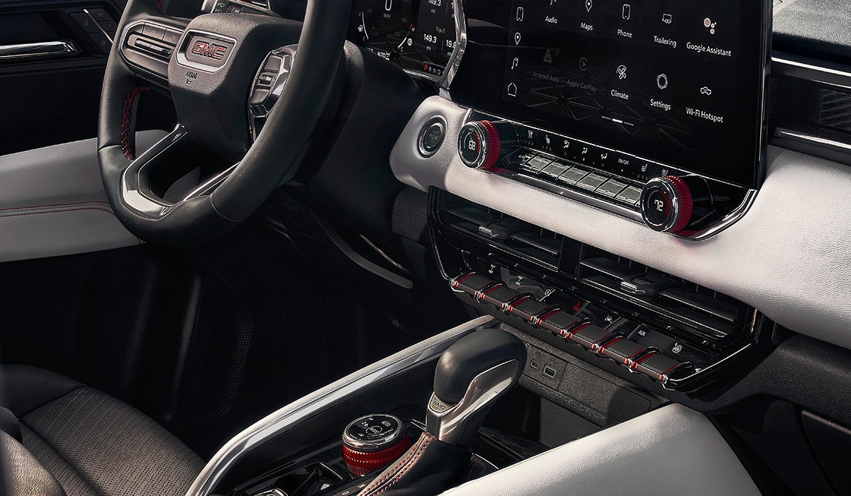 Lynch Buick GMC of West Bend in West Bend WI